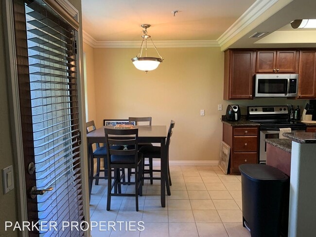 Building Photo - 2 br, 2 bath House - 1434 Marshall Road Un...