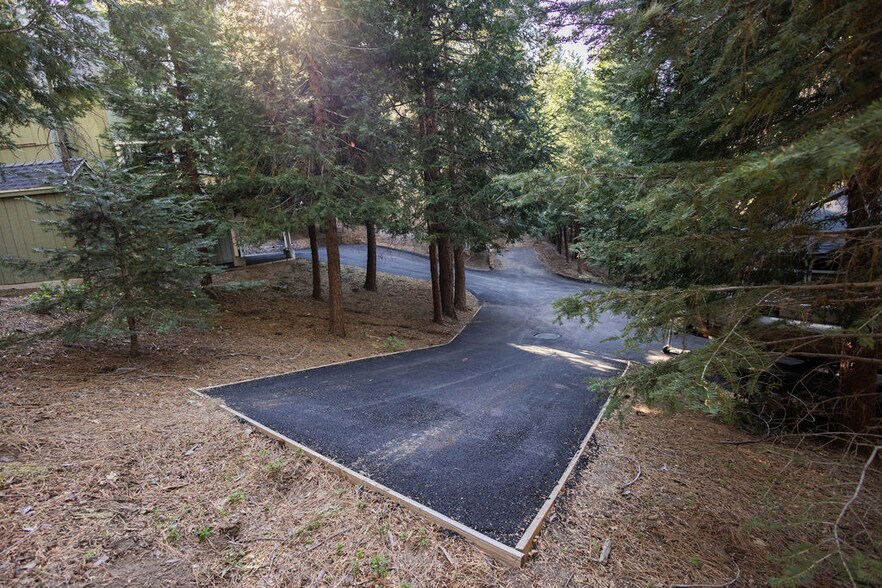 Second Paved Driveway - 28606 Saginaw Ct