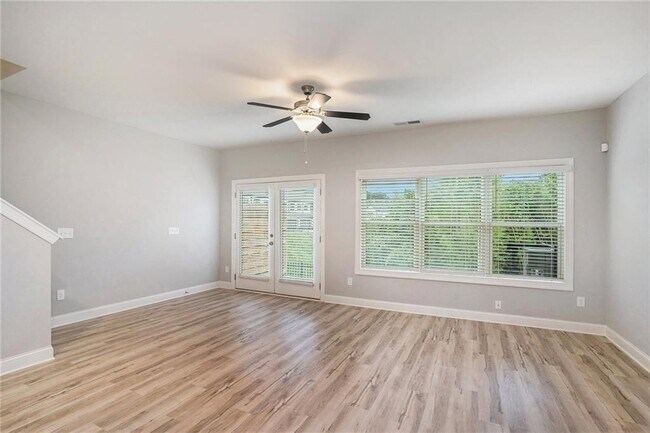 Building Photo - 1341 Parc Bench Rd