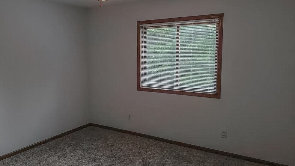 Building Photo - 651 Galena Ct