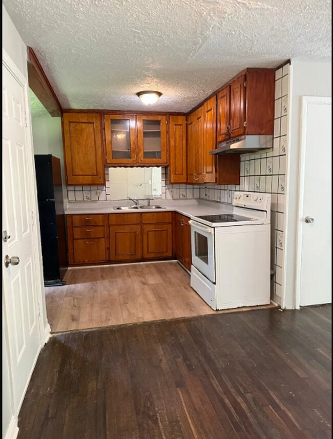 Building Photo - 4107 Hardesty Ave