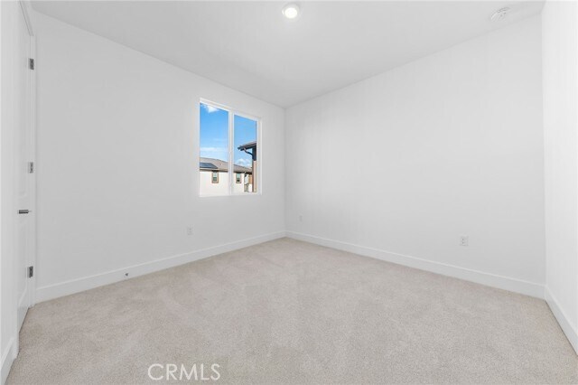 Building Photo - 117 Great Park Blvd