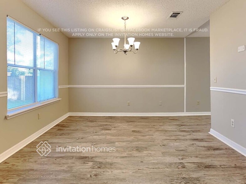 Building Photo - 8844 Ivymill Pl S