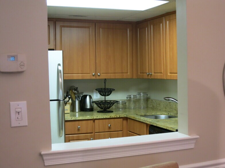 Building Photo - 1755 Q St NW