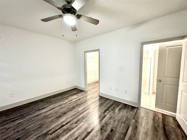 Building Photo - 2222 Smith St