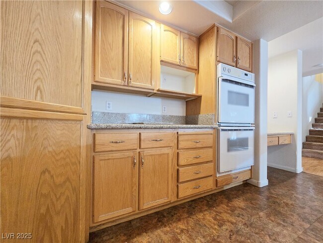 Building Photo - 3697 Ferndale Cove Dr