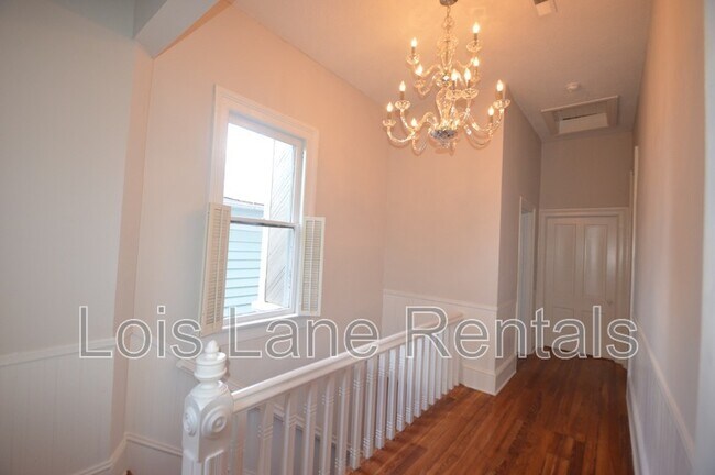 Building Photo - 35 Montagu St