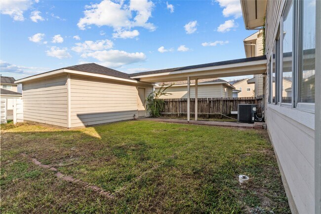 Building Photo - 19411 Green Chase Ln