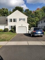 Building Photo - 61 Deer Run Trl