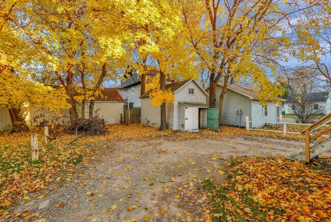 Building Photo - 917 S Pennsylvania Ave