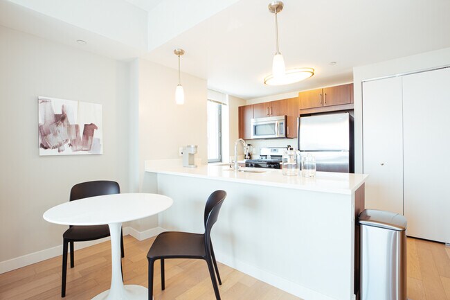 Building Photo - 282 11th Ave