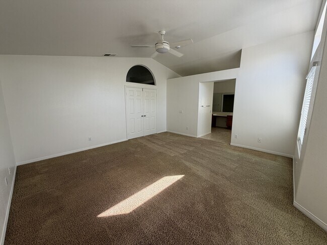 Building Photo - 6781 Angelina Ct