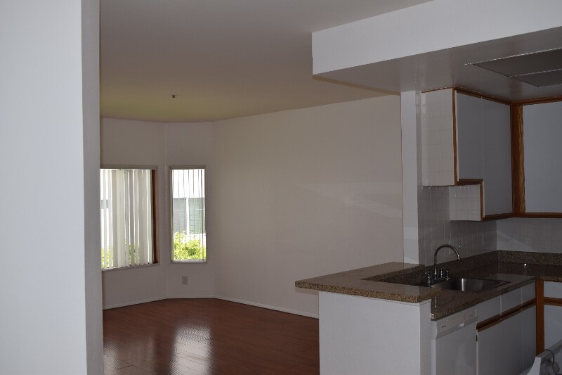 Building Photo - 444 S Occidental Blvd