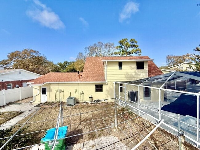 Building Photo - 12472 Monarch Cir