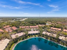 Building Photo - 2300 Hidden Lake Dr