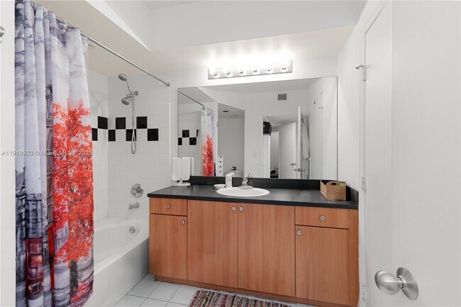 Building Photo - 1330 West Ave