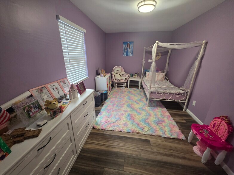 Building Photo - 7716 Flynnway Dr