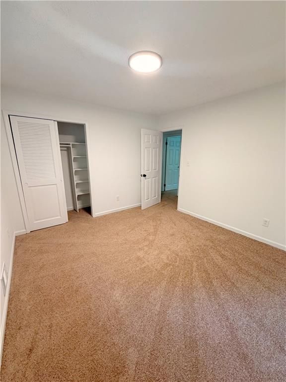 Building Photo - 3315 Canterbury Trail