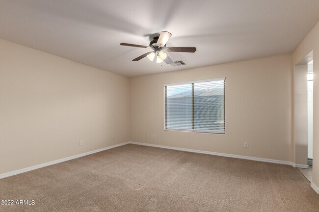 Building Photo - 17410 W Holland Ln