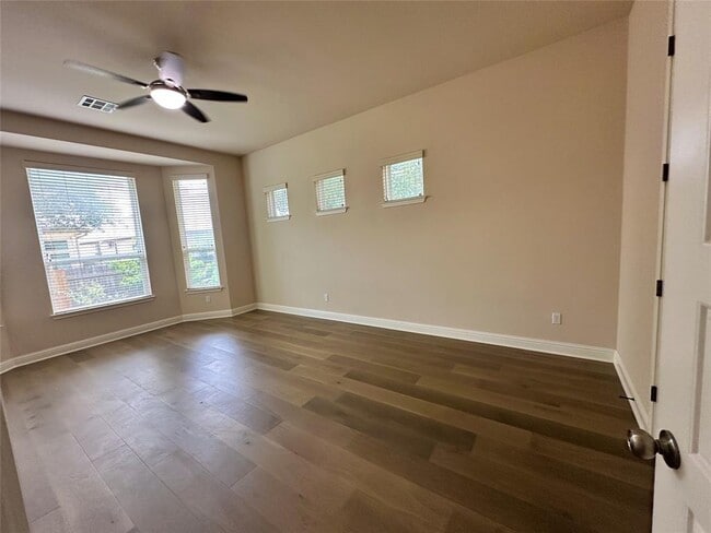 Building Photo - 4102 Rainy Creek Ln