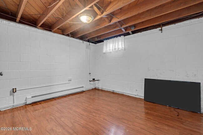 Building Photo - 405 Terrace Ave
