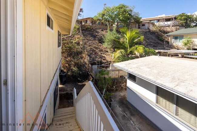 Building Photo - 94-525-525 Awamoi St
