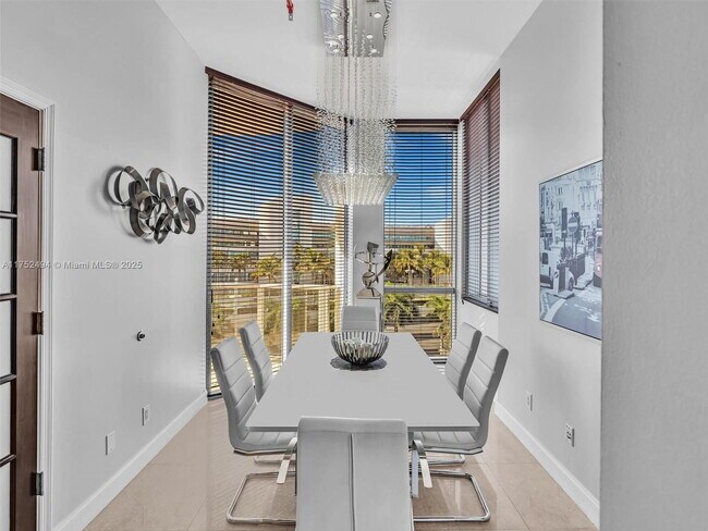 Building Photo - 3029 NE 188th St