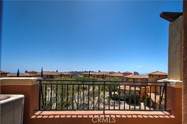 Building Photo - 15 Riva Dr