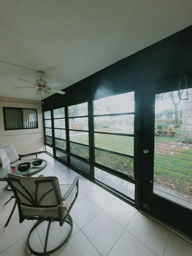 Building Photo - 15461 Lakes of Delray Blvd