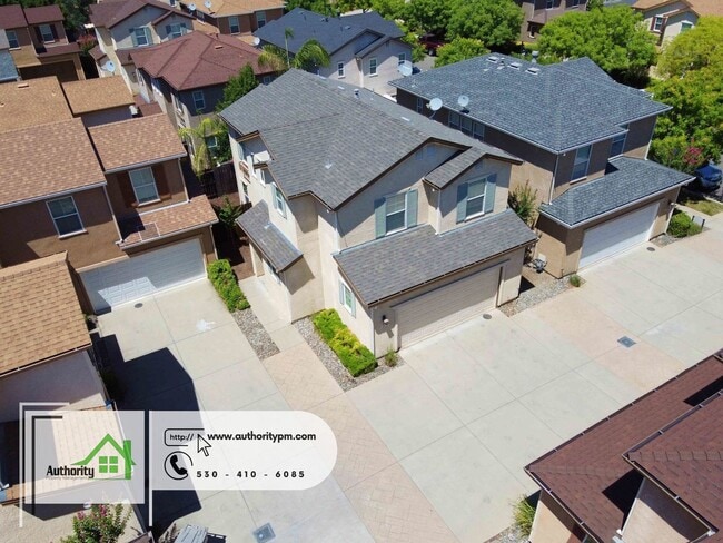 Building Photo - 2347 Shining Star Way