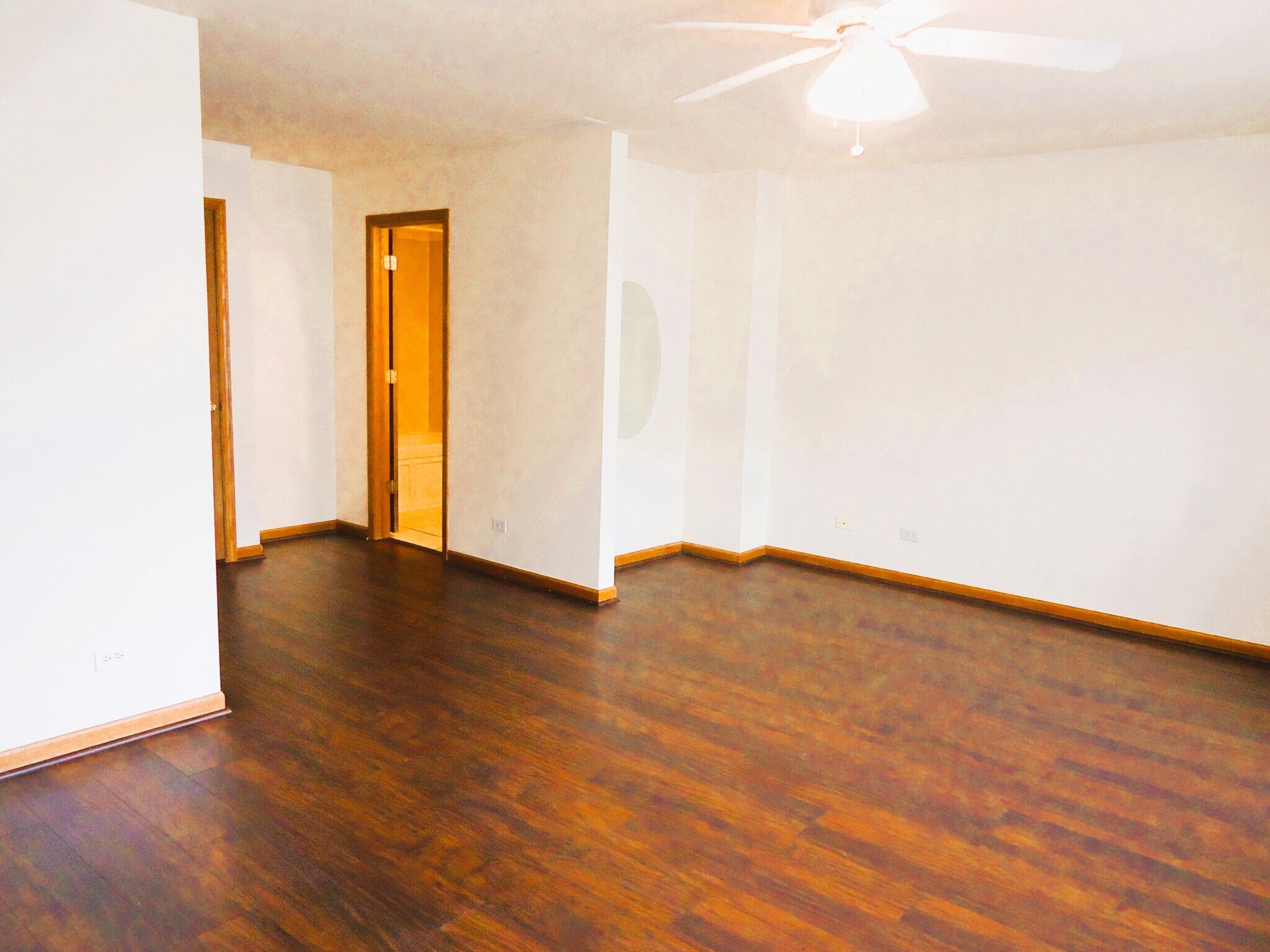 Building Photo - 642 Diamond Pointe Dr