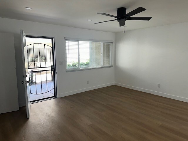 Building Photo - 1221 Amethyst St