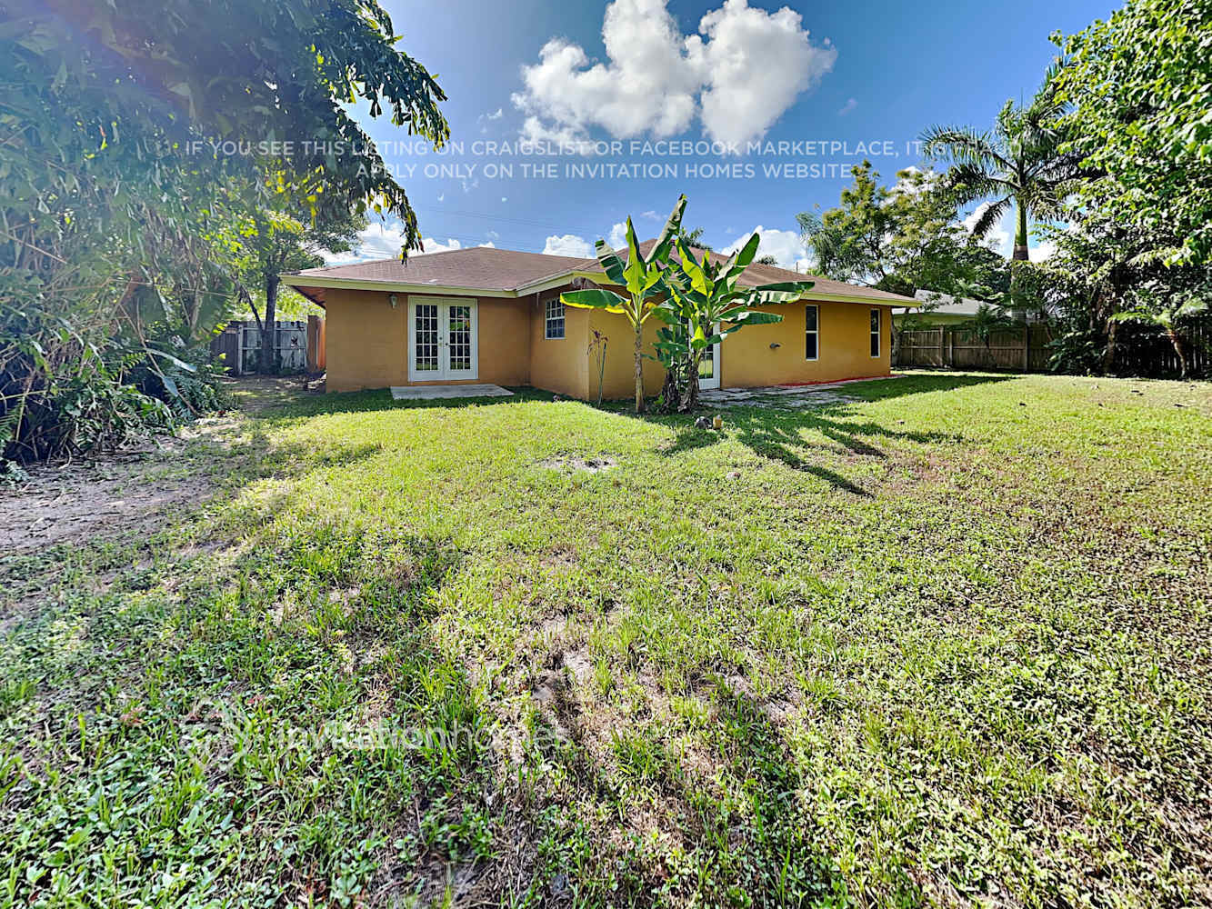 Building Photo - 116 La Mancha Ave