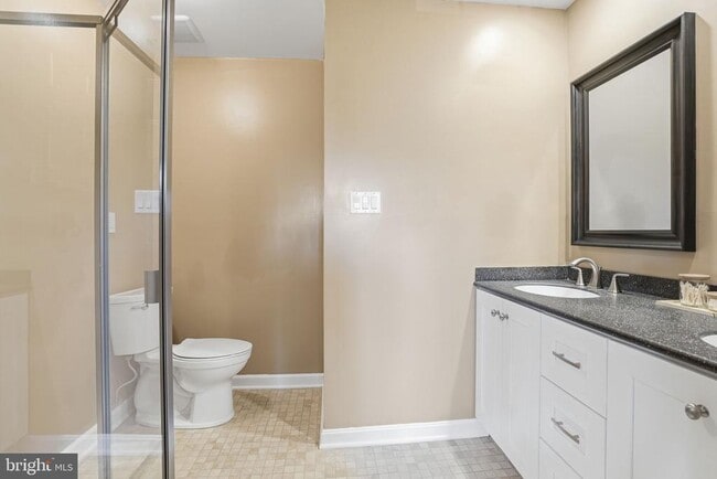 Building Photo - 9100 Omar Ct