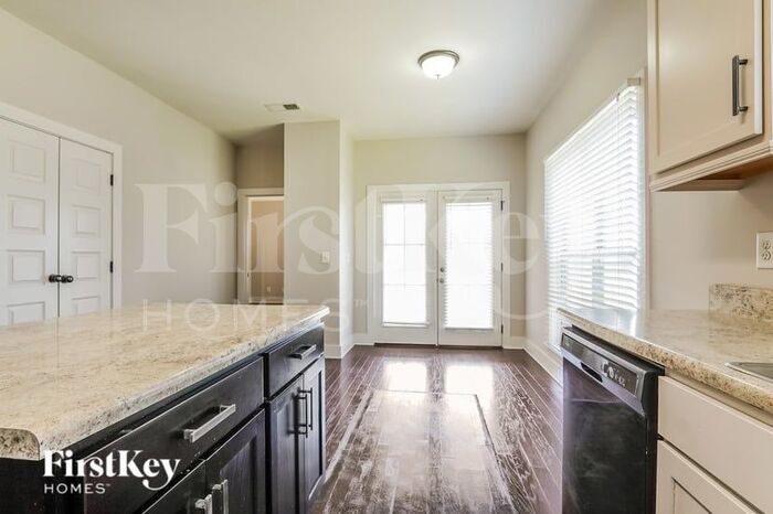 Building Photo - 4889 Mountain Gap Dr