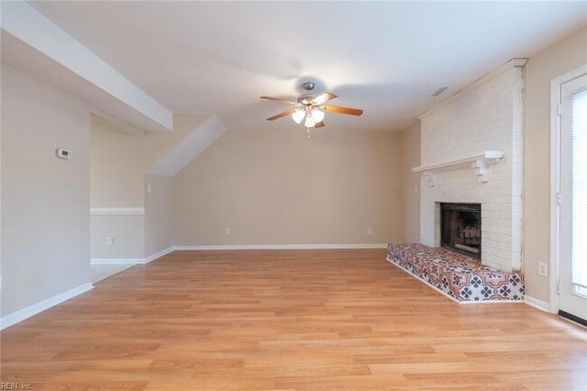 Building Photo - 420 Rennie Ct