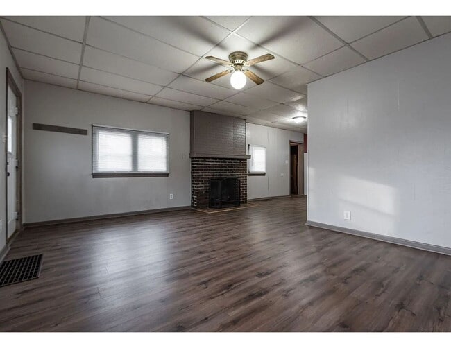 Building Photo - 3BR home in the heart of Northside La Crosse!