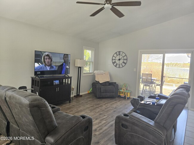 Building Photo - 51 Nautilus Dr