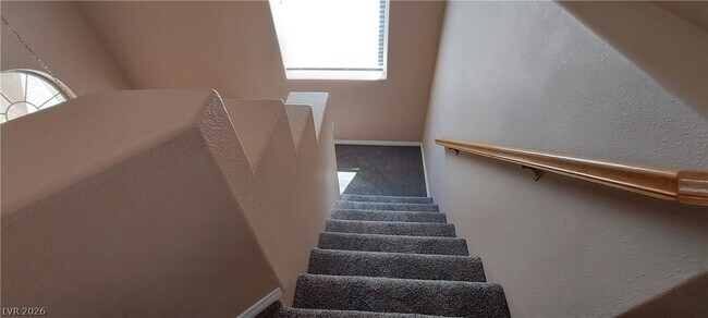 Building Photo - 8917 Picket Fence Ave