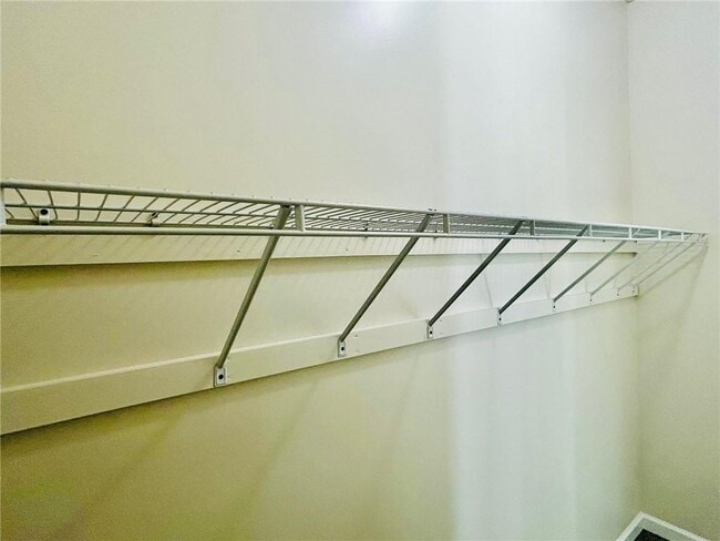 Building Photo - 9 Victory St