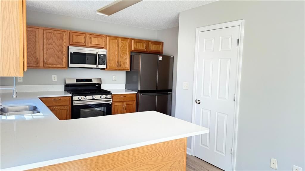 Building Photo - 273 Bainbridge Cir