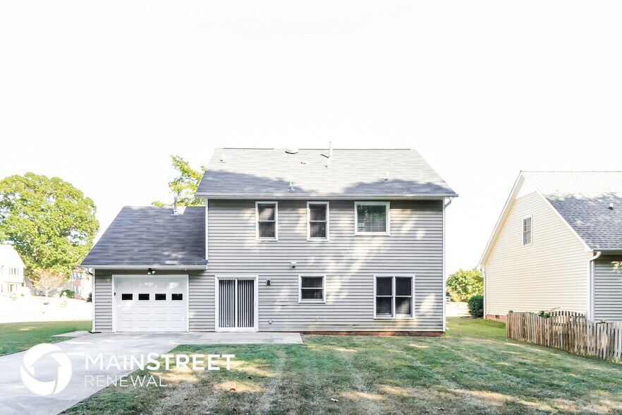 Building Photo - 100 Spring Park Ct