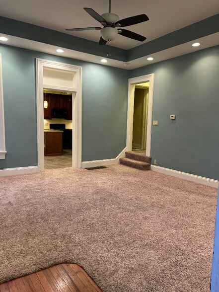 Building Photo - 46 Ringgold St