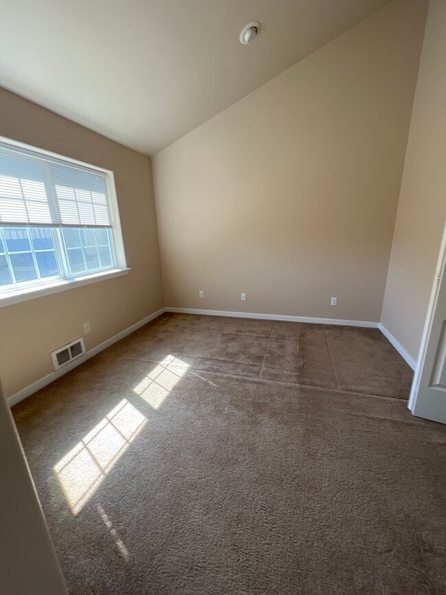 Building Photo - nov208