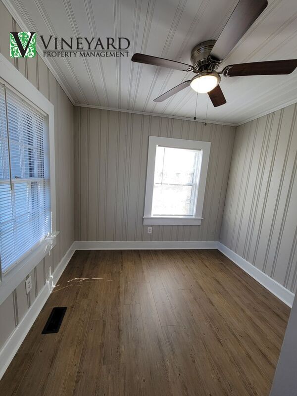 Building Photo - 916 N Tennessee St