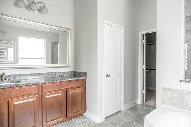 Building Photo - 17003 Maravillas Cove Dr
