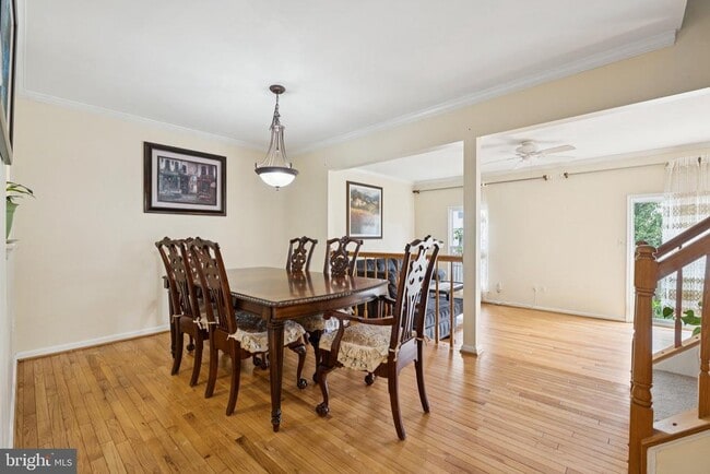 Building Photo - 907 Smartts Ln NE