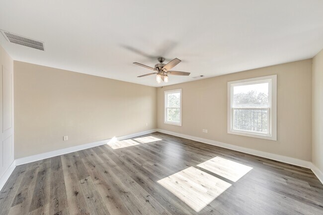 Building Photo - 336 Nobleman Way