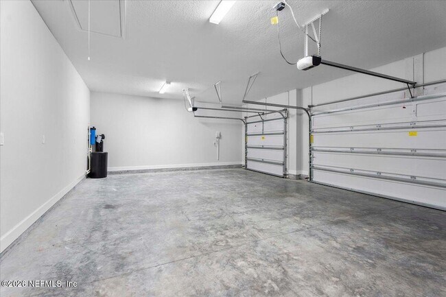 Building Photo - 52 Clarendon Rd