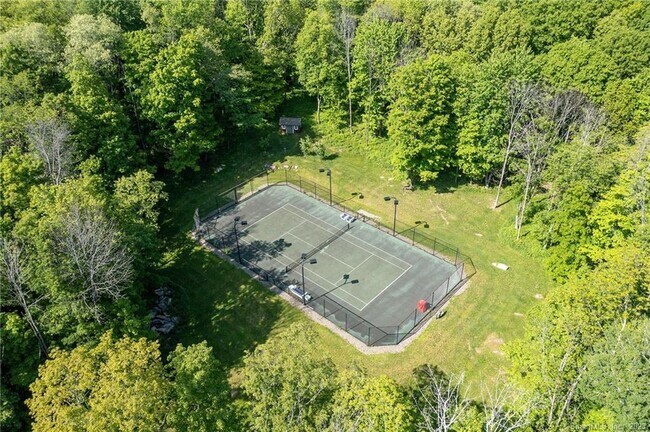 Building Photo - 90 Sharon Mountain Rd